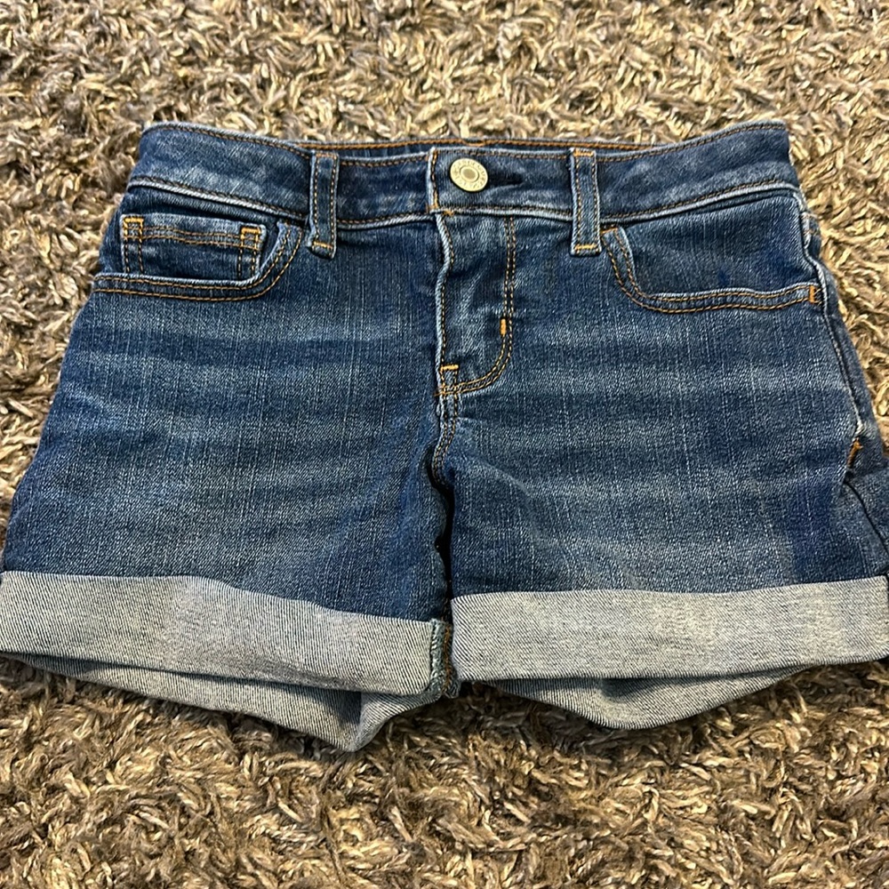 Gap Size 6 Midi Short medium wash